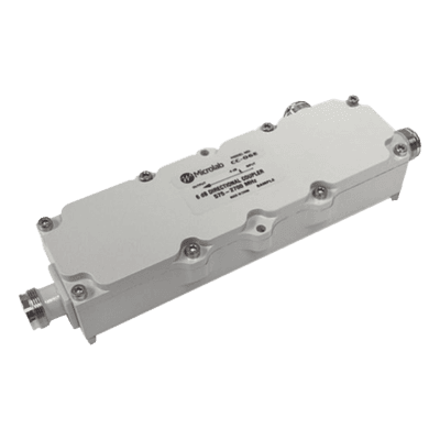 Acoplador direccional / 5dB / 575-2700MHz / 300W / -161dBc PIM / IP67 / Conector 4.3-10