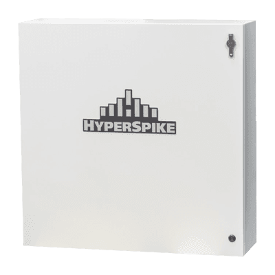 Amplificador / 10 Canales / 320 W por Canal / Conmutación Automática a Batería / Carcasa para Exteriores